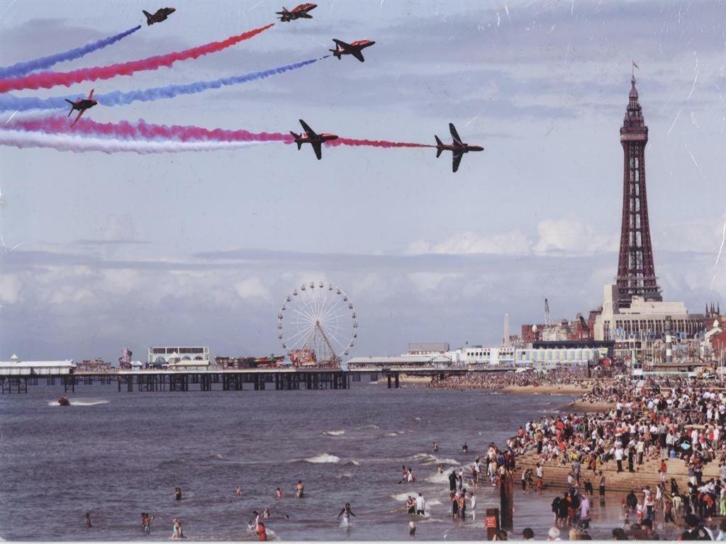 Bukhari Hotel Blackpool Eksteriør billede